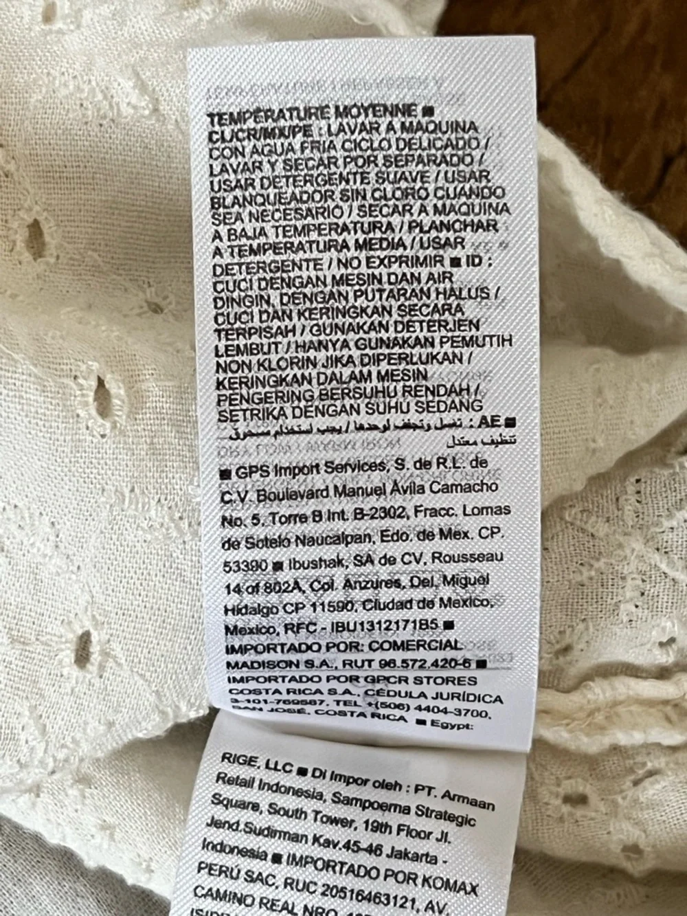 Old Navy Cream Eyelet Button-Front Peasant Blouse - Picture 4 of 6